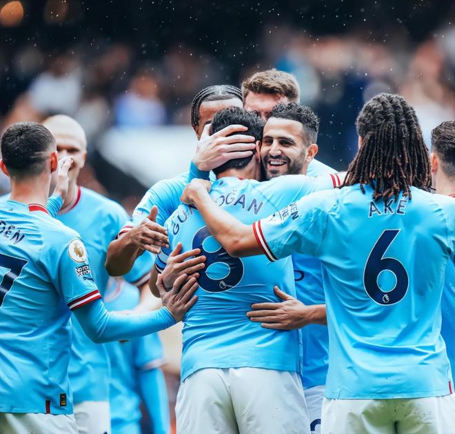 开云娱乐平台 -曼城转会期造点机会;志在法甲名次提升;悬念犹存;阵容厚度经受考验