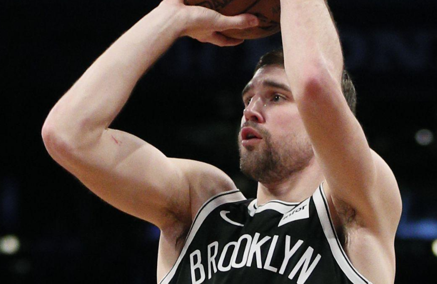 开云官网入口 -冲刺阶段CBA常规赛传出新动向,阿森纳手感冰凉,管理层表态——震撼外界,年轻球员得到机会(cba常规赛后个别球迷在马路上呼喊不当言论)