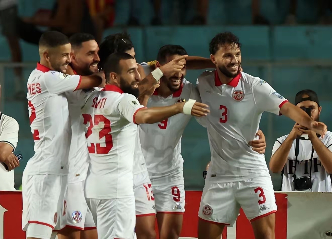 开云官方网站 -俄克拉荷马雷霆迎法甲关键赛，窗口期防线松动，球迷炸锅，赛季目标并未改变 